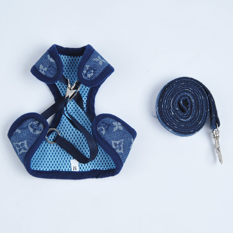 Cat harness fitted comfortably — Pawnests